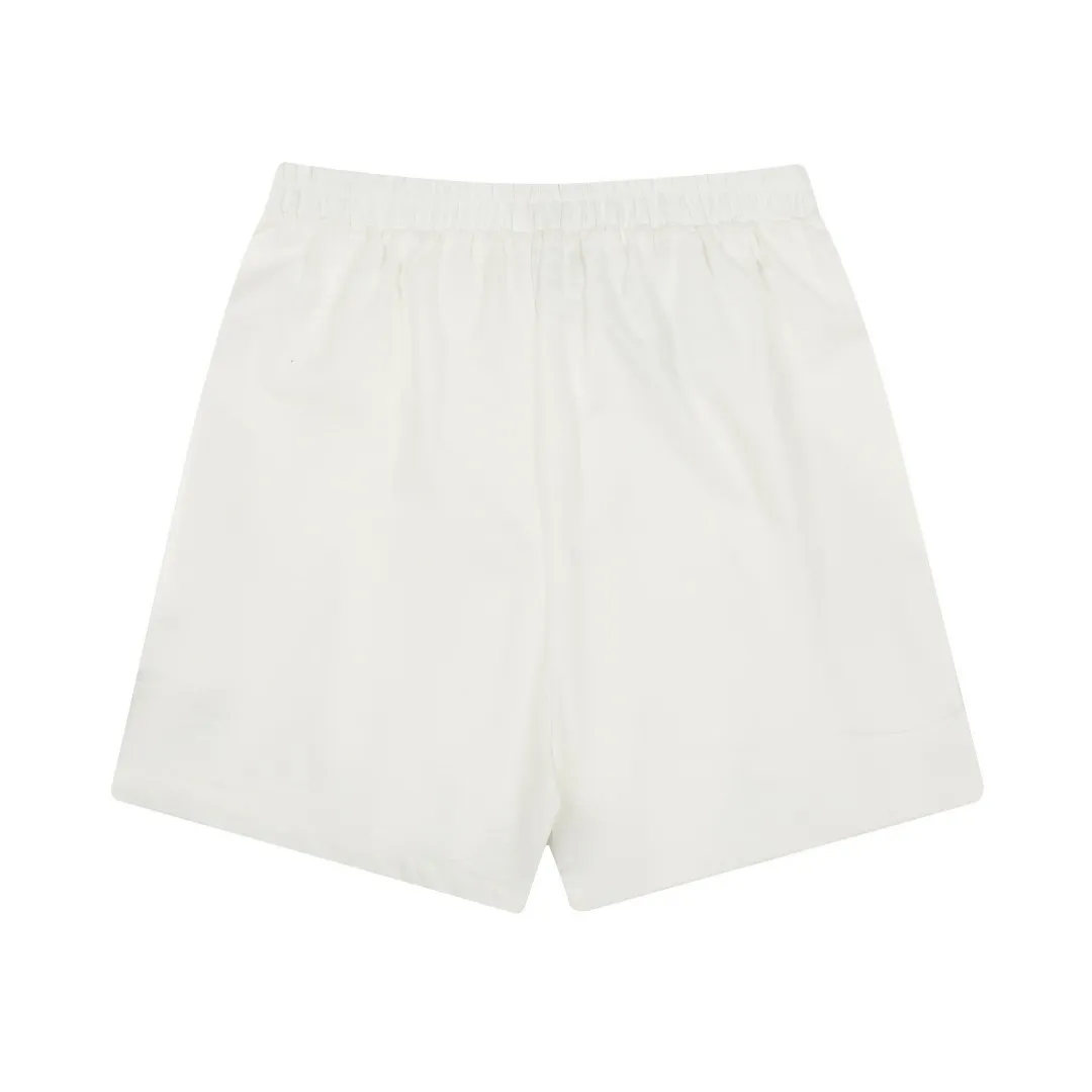 P210 White background picture [High-end quality] Style number: 25052# Color: Navy blue/off-white/light khaki/ice blue/dark khaki Size: S to XL - Ralph Lauren/Ralph Lauren 25SS Summer hot item high-quality lazy old money style linen couple style five-point shorts - originality restoration 105% cotton blended bamboo linen on the face Super soft nylon elastic in the same color ✅ - 100% restored workmanship Short five-point version, double-layered inside and outside to prevent exposure, double stitching to cover the independent waistband ✅ - Professional washing before the car, the texture of the fabric is tight and soft ✅ - RL/Ralph Lauren linen shorts are simply a summer savior. The linen material allows every pore to breathe freely, say goodbye to sticky heat. Walking on the road, the wind blows, and the heat all over the body is instantly smoothed away. The bamboo texture is natural and unique, simple and pure texture, full of laziness and old money style.